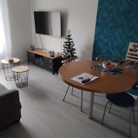 Relais De La Tour Apartment Callac Ngoại thất bức ảnh